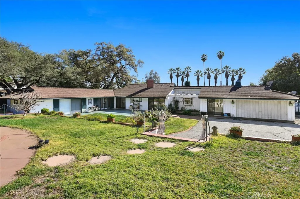 1127 W Foothill Boulevard, Arcadia, California 91006 home-pic-31